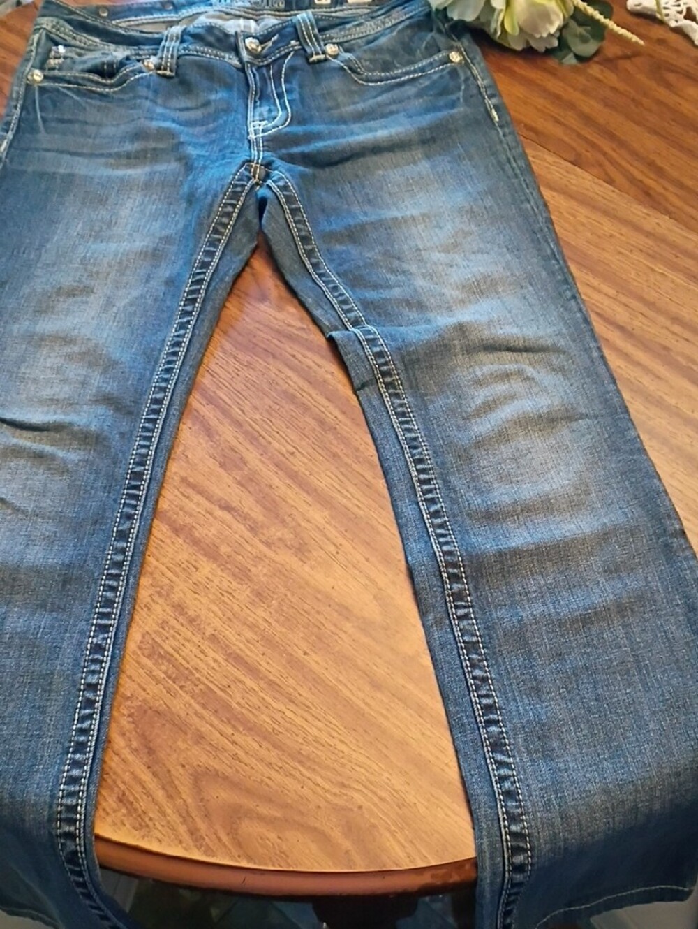 😍Miss Me Mid Blue Straight Leg Jeans with Embroidered Stud Pocket - Picture 11 of 14